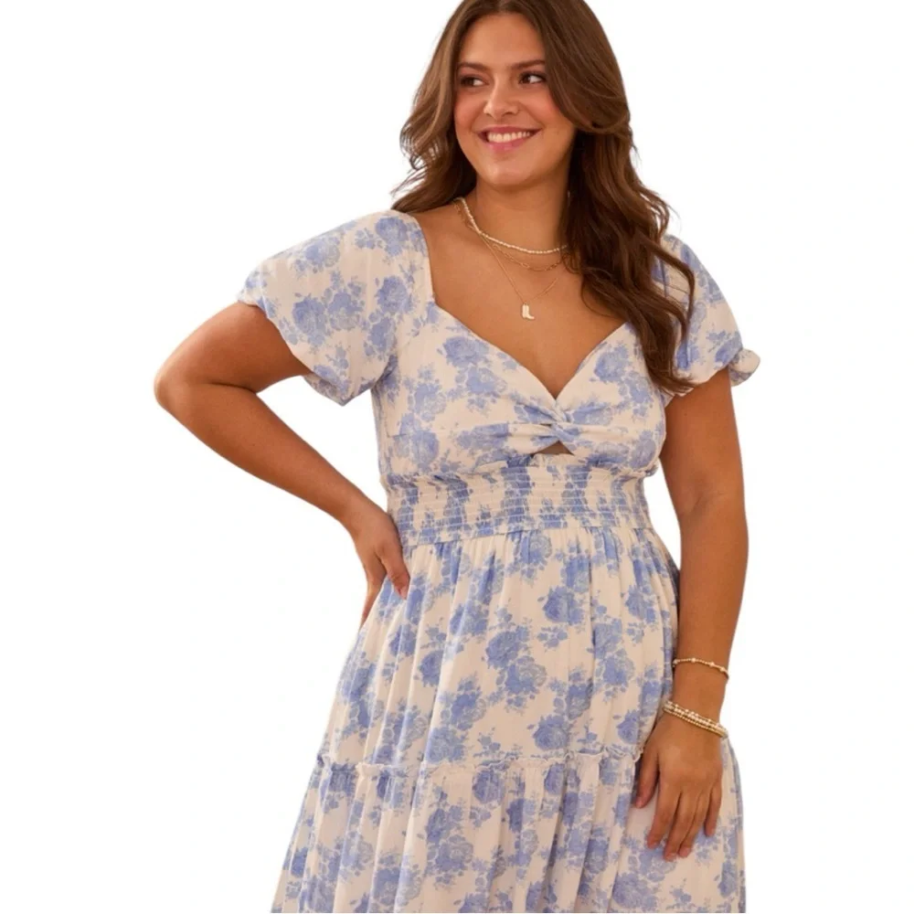 Arula Nadine Floral Maxi Dress NWT